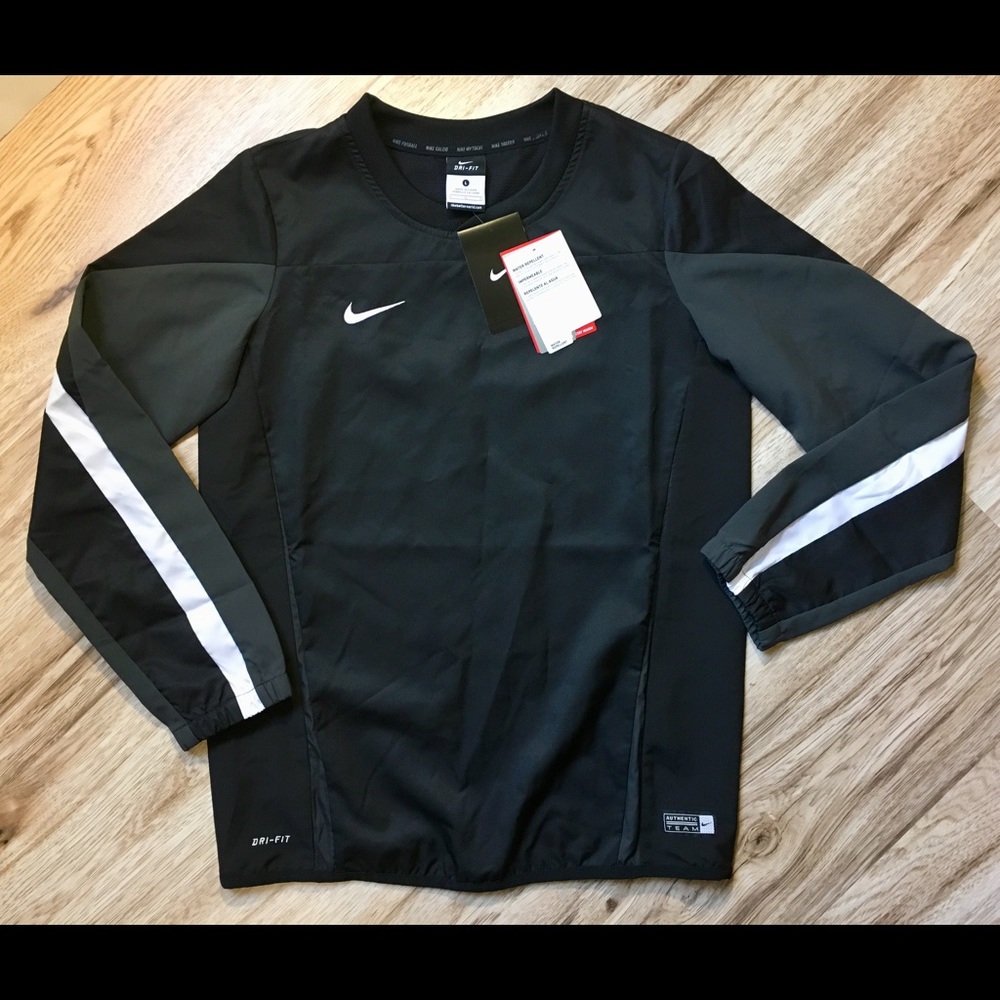 Nike wind breaker